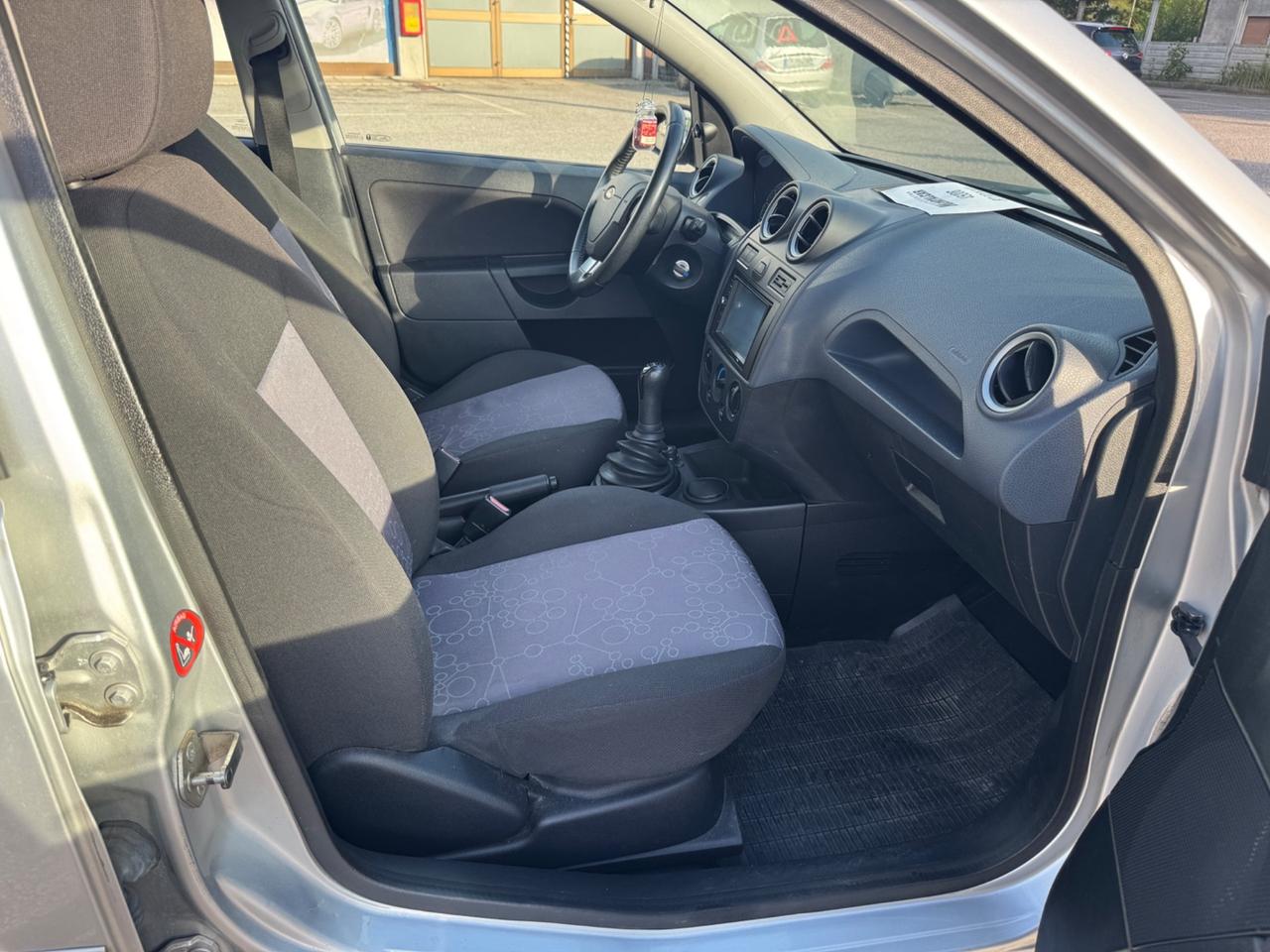 Ford Fiesta 1.25 16V 5p. 2007 87000km originali