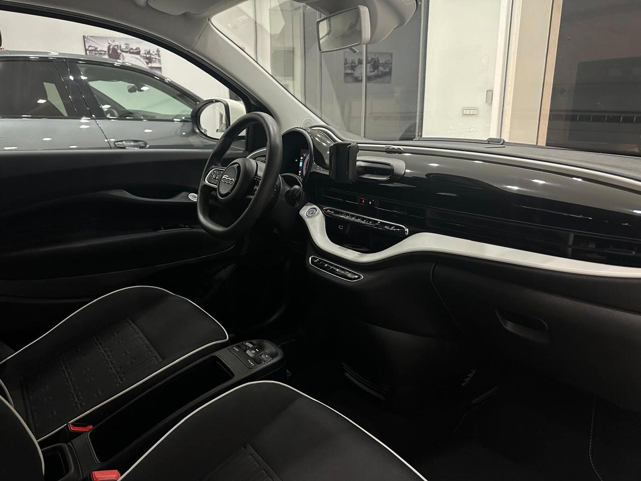 Fiat 500 500e Berlina 23,8 kWh