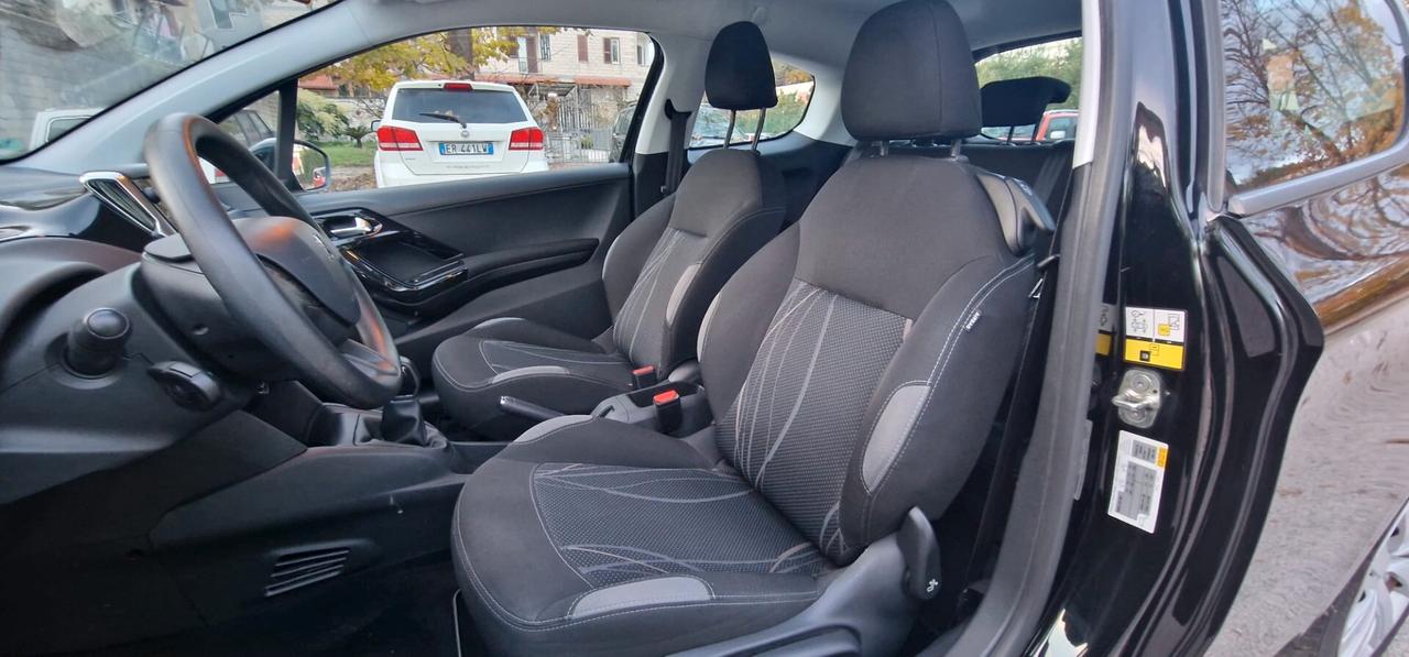 Peugeot 208 1.0 68CV 3 porte Active FINANZIAMENTI ANCHE SENZA BUSTA PAGA