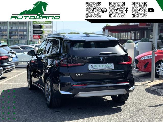 BMW iX1 xDrive 30 xLine
