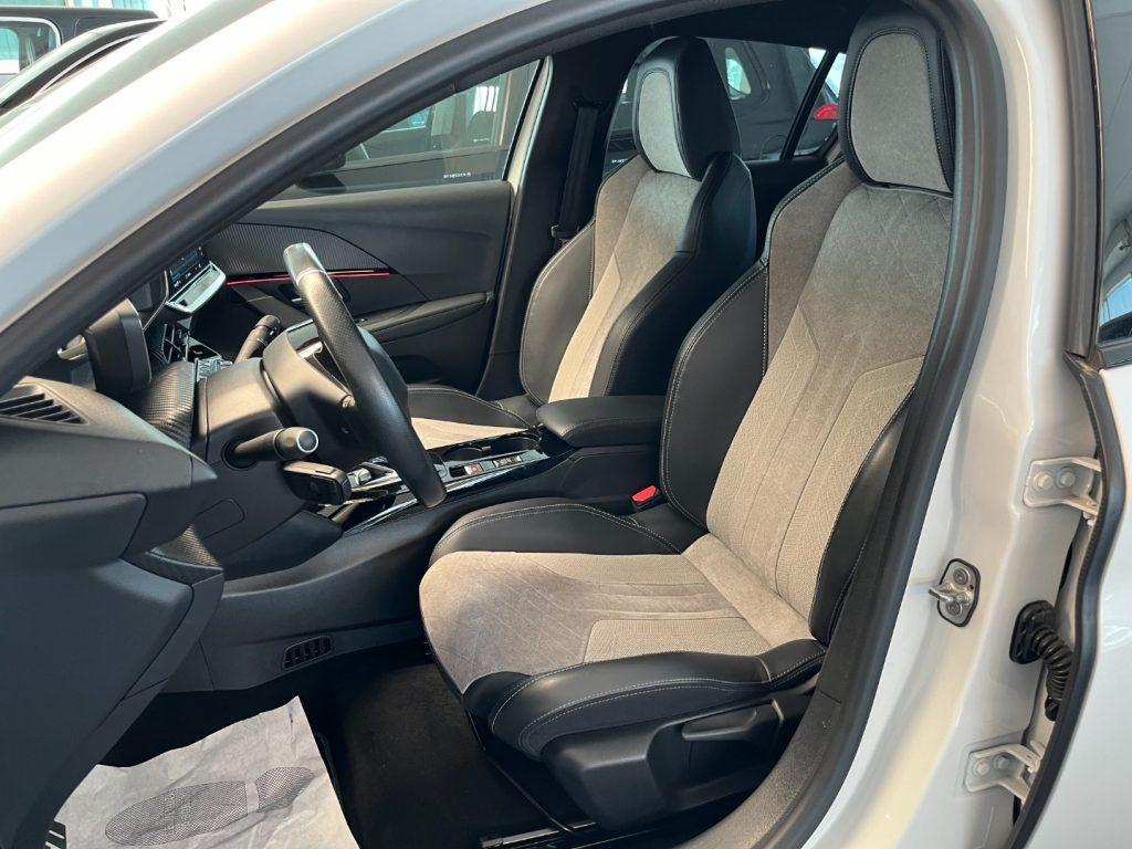 PEUGEOT 208 motore elettrico 136 CV GT Pack