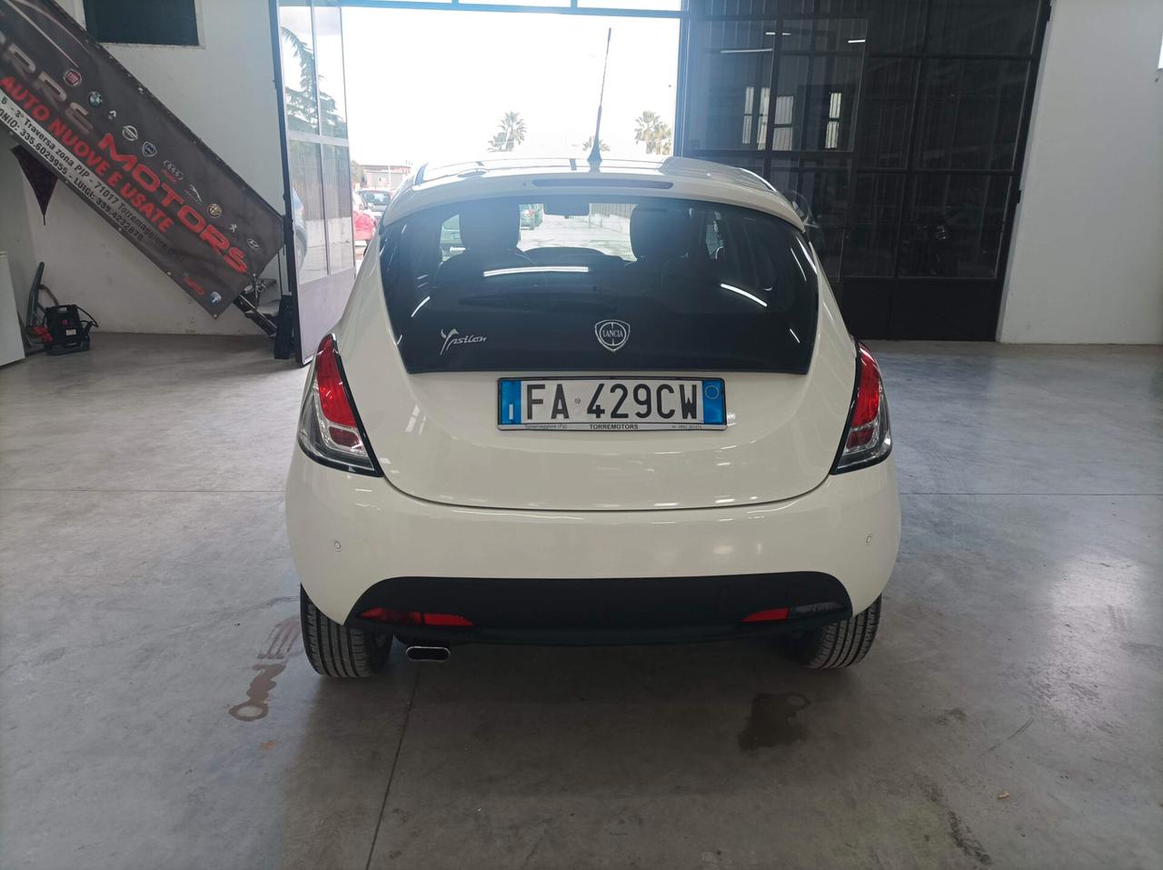 Lancia Ypsilon 1.3 MJT 16V 95 CV 5 porte S&S Gold 08/2015