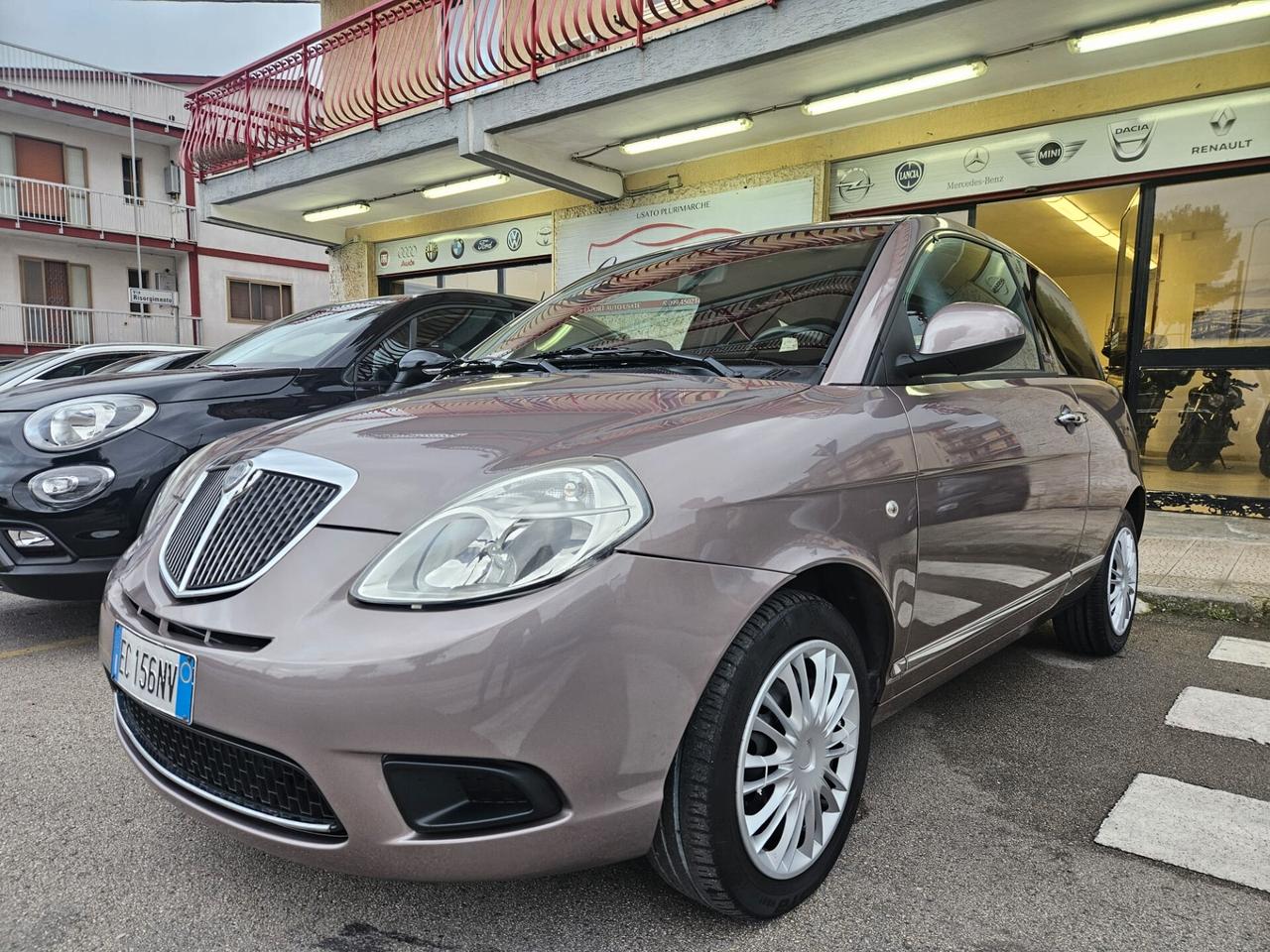 Lancia Ypsilon 1.2 69cv Diva