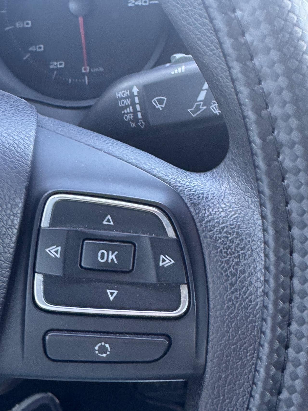 Seat Leon 1.6 diesel, euro 5, anno 2012, 200.000 km,