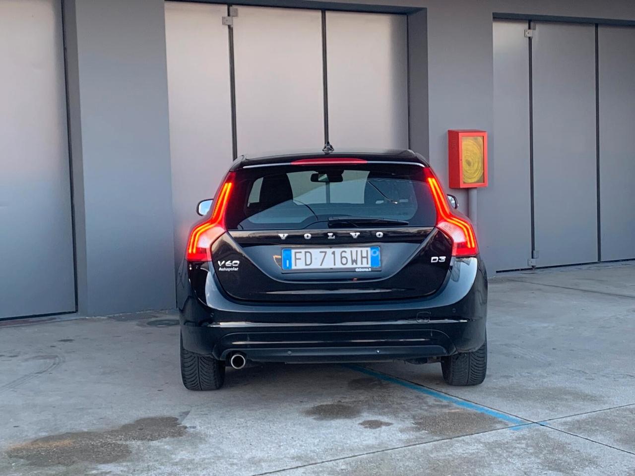 Volvo V60 D3 Geartronic Momentum