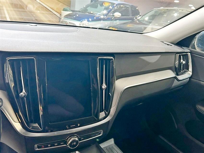Volvo V60 Cross Country D4 AWD Geartronic