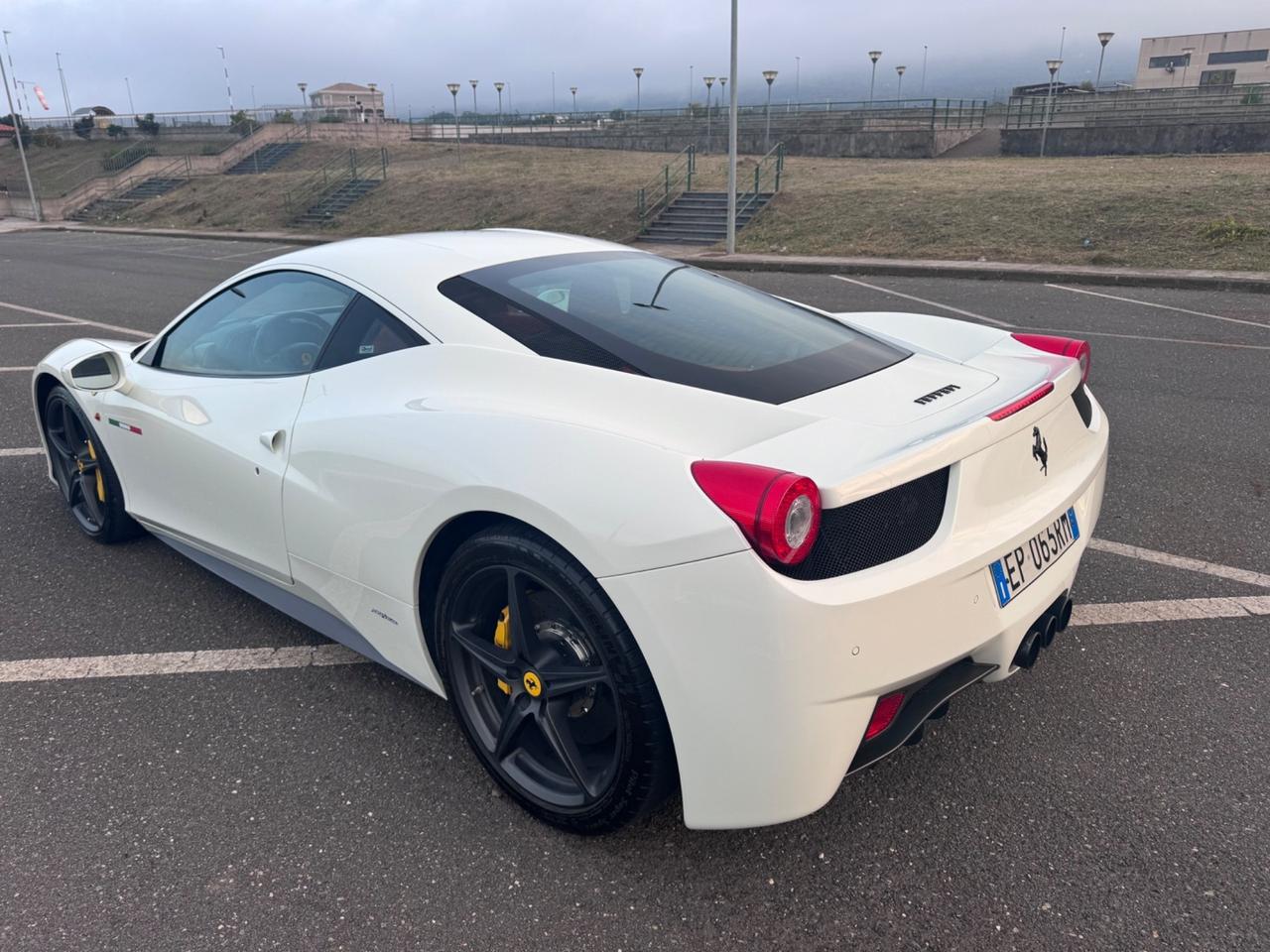 Ferrari 458 Italia DCT capristo book PERMUTE