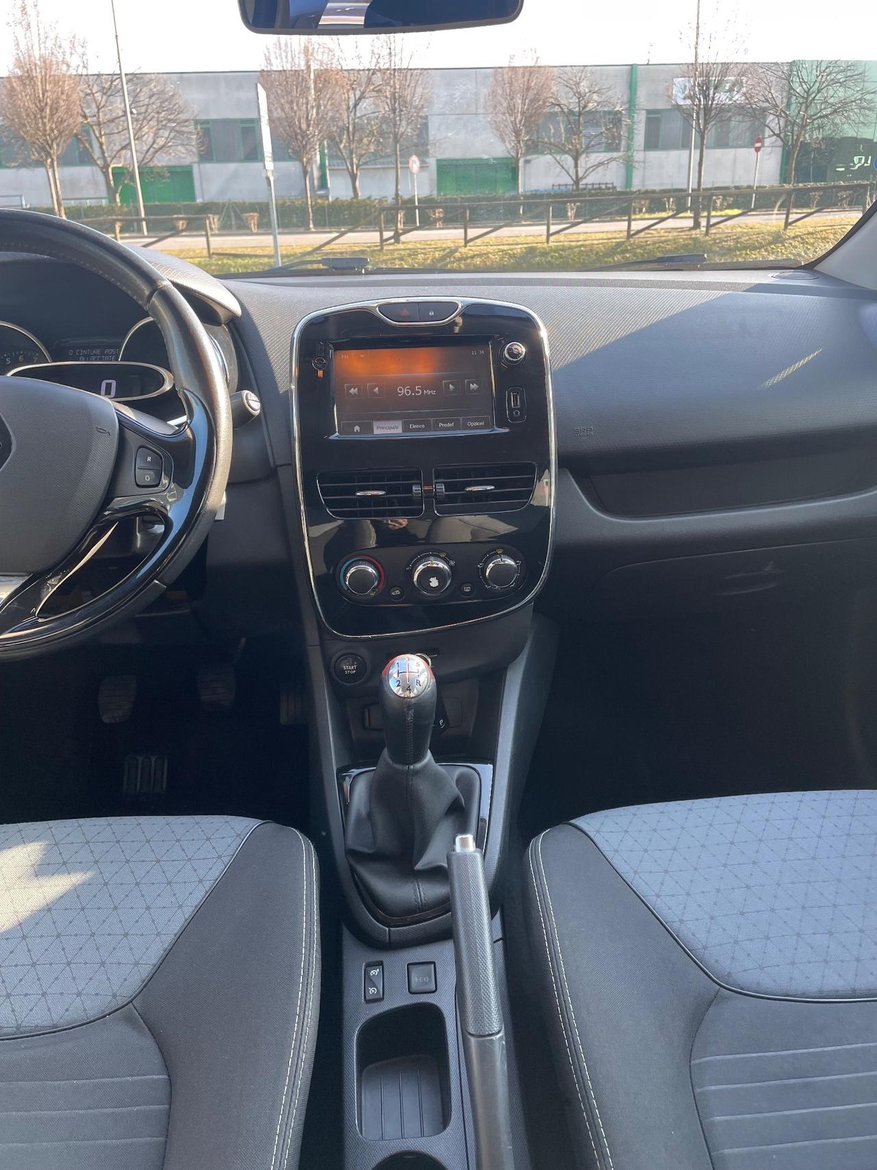 Renault Clio Neopatentati