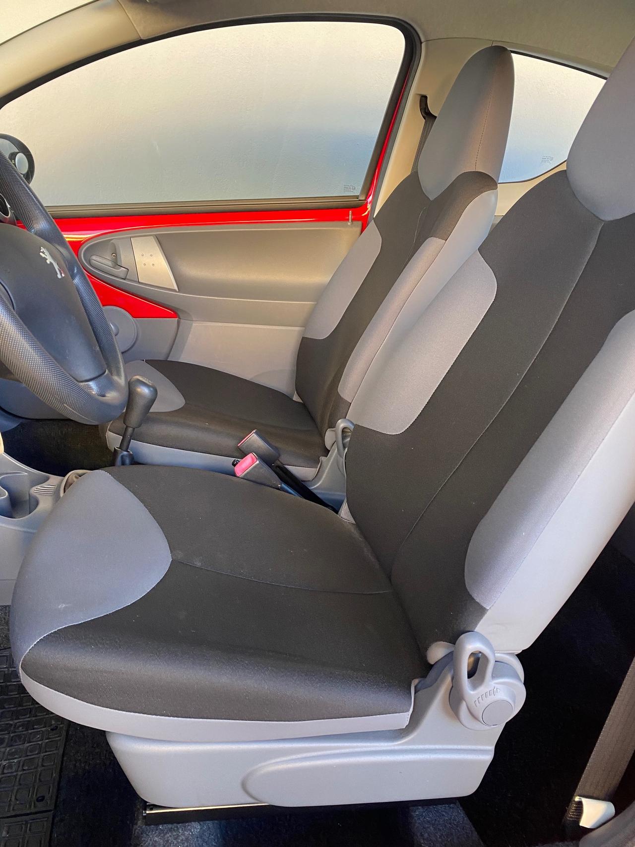 Peugeot 107 3 Porte 107 1.0 12v Access (desir) 3p FL