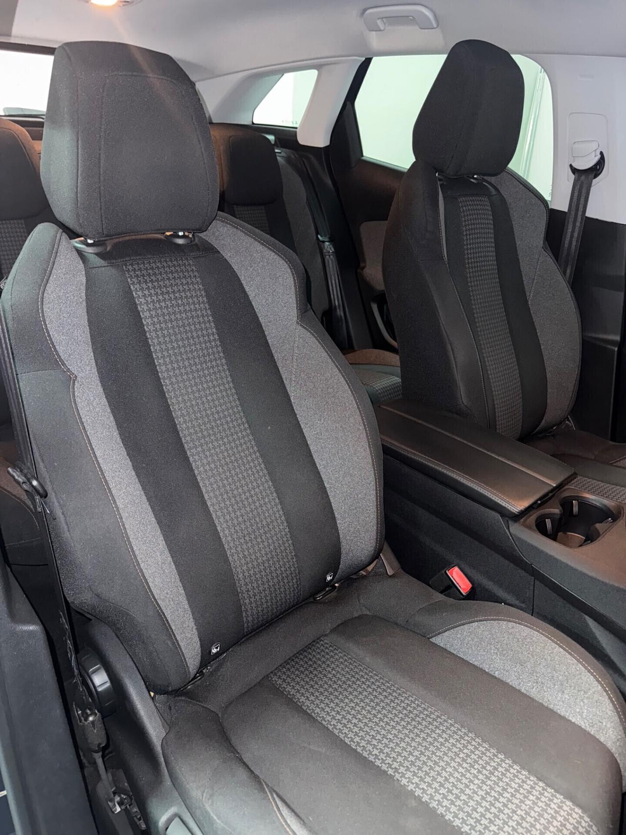 Peugeot 3008 BlueHDi 130 S&S Business
