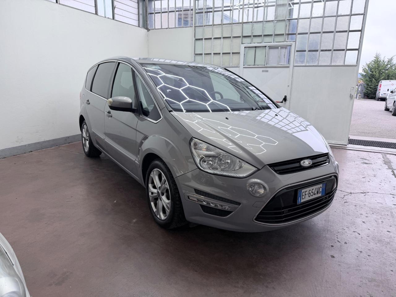 Ford S-Max 2.0 TDCi 163CV Titanium 7 posti