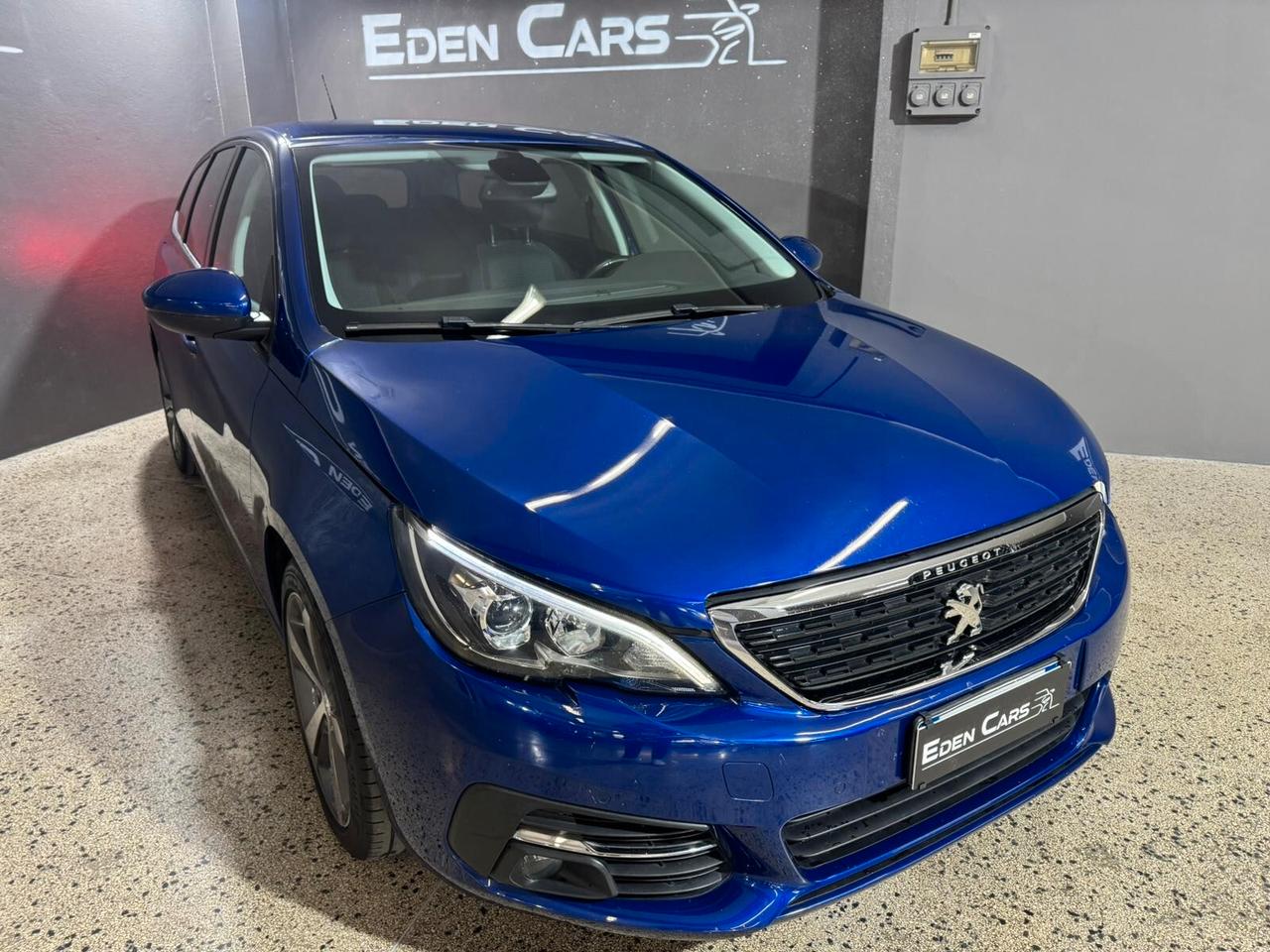 Peugeot 308 BlueHDi 120 S&S EAT6 SW Allure