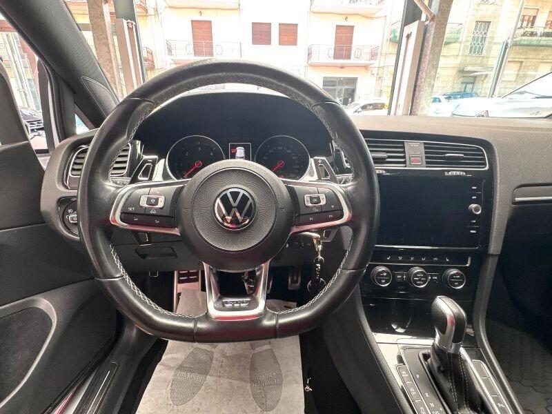 Volkswagen Golf GTD 2.0 TDI DSG 5p. BlueMotion Technology