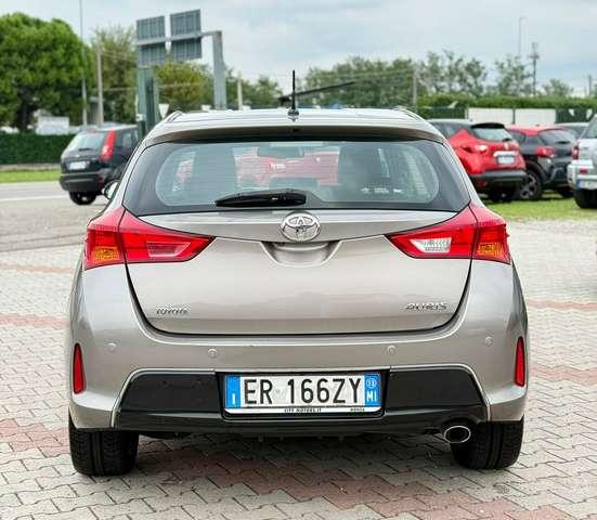 Toyota Auris 5p 2.0 d-4d Lounge