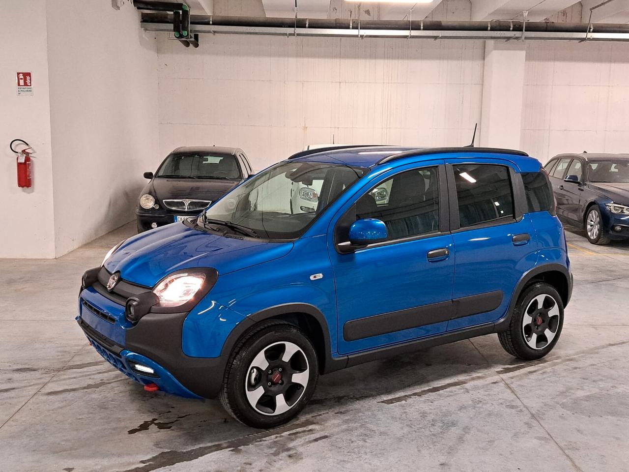 Fiat Panda 1000 FireFly Hybrid 70CV Cross 5 Porte Km. 0