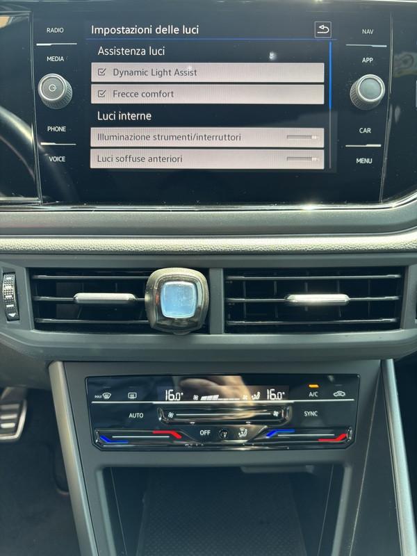 Volkswagen Taigo 1.0 tsi R-Line 110cv MATRIX-APP CONNECT-17"