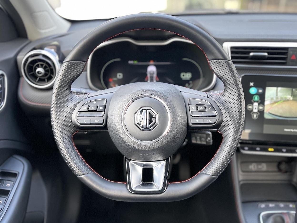 Mg ZS 1.5 Benzina 106CV Luxury E6 Neo. - 2024