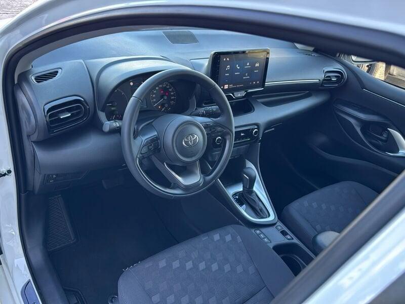 Toyota Yaris Yaris 1.5h Active