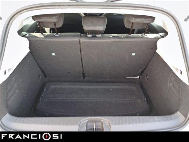 RENAULT Clio 5 E-TECH Hybrid 140 ZEN