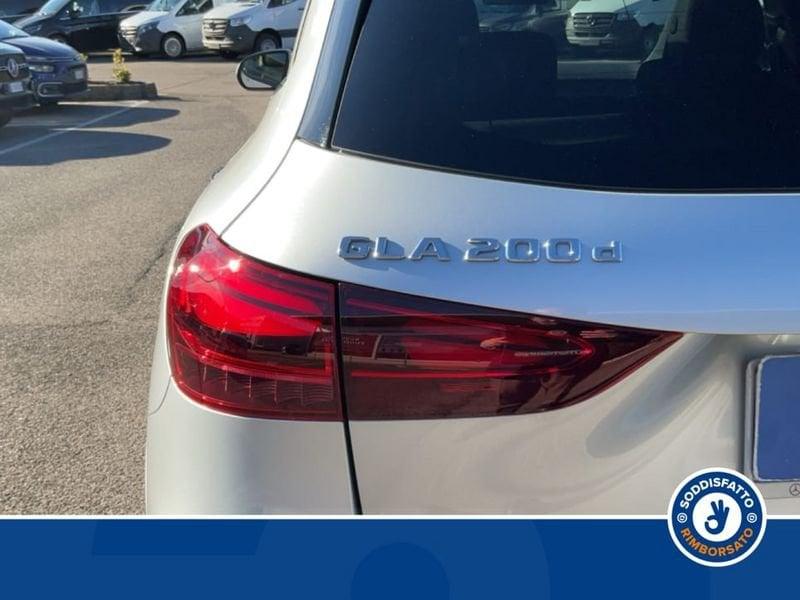 Mercedes-Benz GLA 200 D AUTOMATIC AMG Line PREMIUM