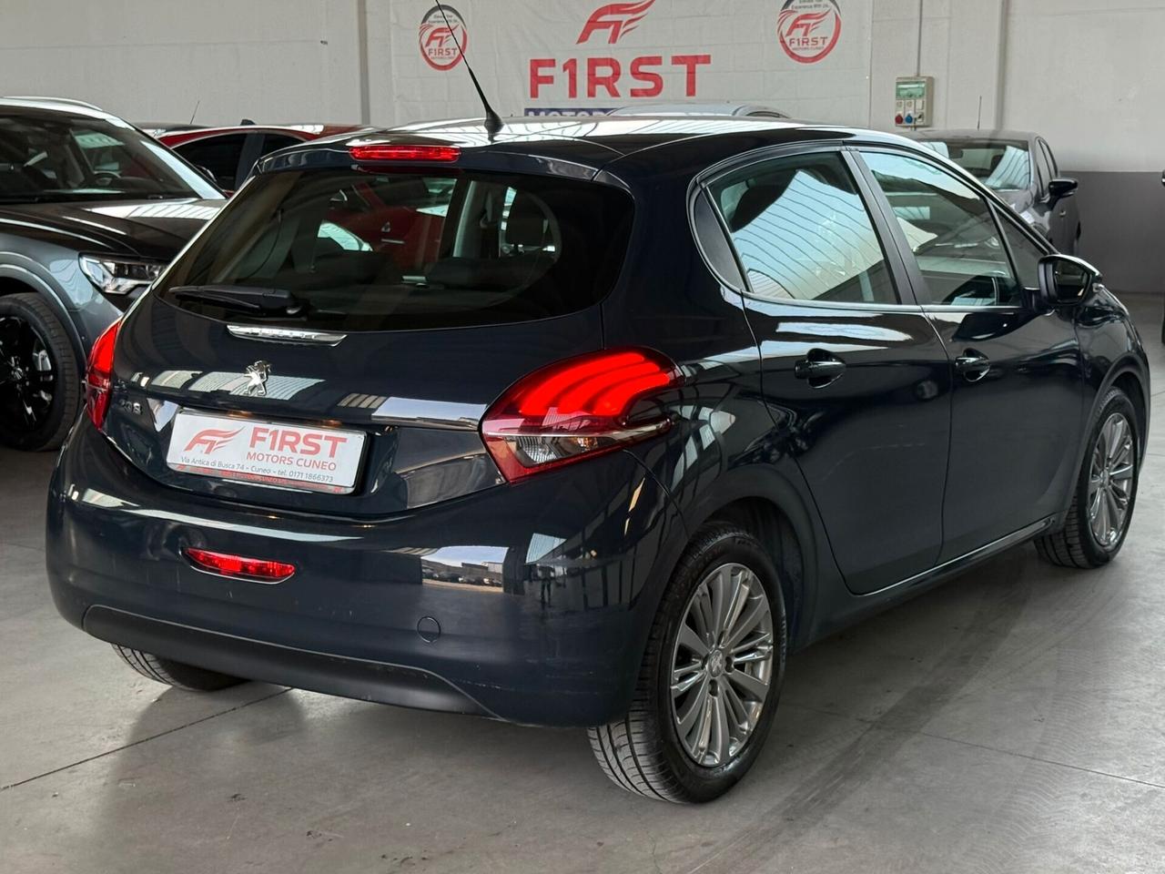 Peugeot 208 PureTech 82 5 porte Allure