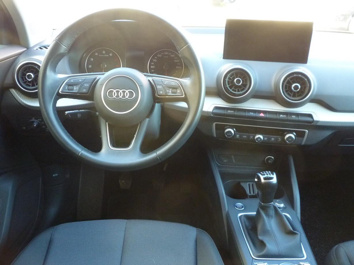 Audi Q2 30 TFSI Admired Ok neopatentati