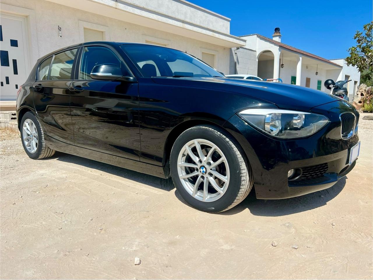 Bmw 116 116d 5p. Efficient Dynamics Urban