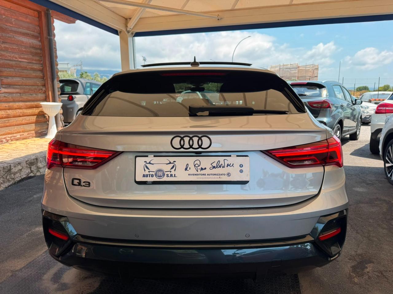Audi Q3 SPB 35 TDI quattro S tronic Identity Black