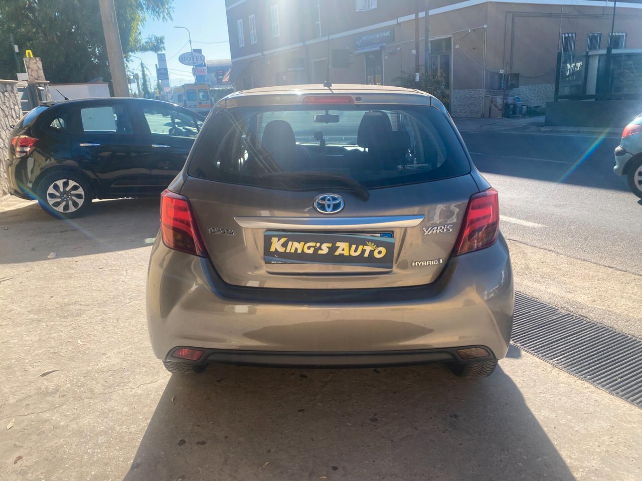 Toyota Yaris 1.5 Hybrid 12/2016