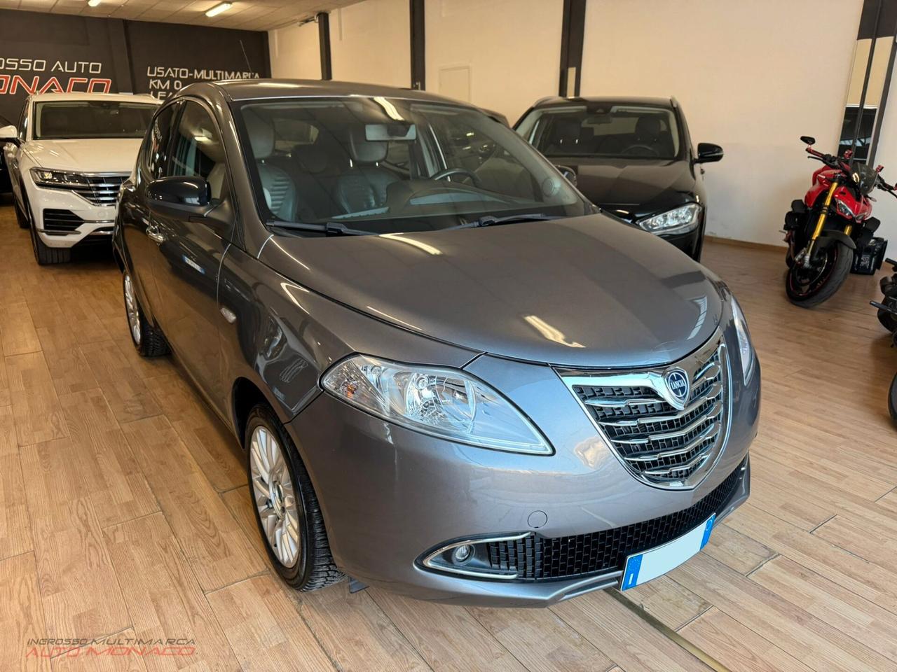 Lancia Ypsilon 1.3 MJT 95CV Platinum 2015