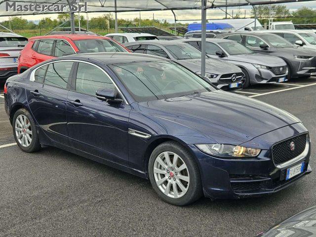 JAGUAR XE XE 2.0d Pure Business edition 180cv tg: FG873SR