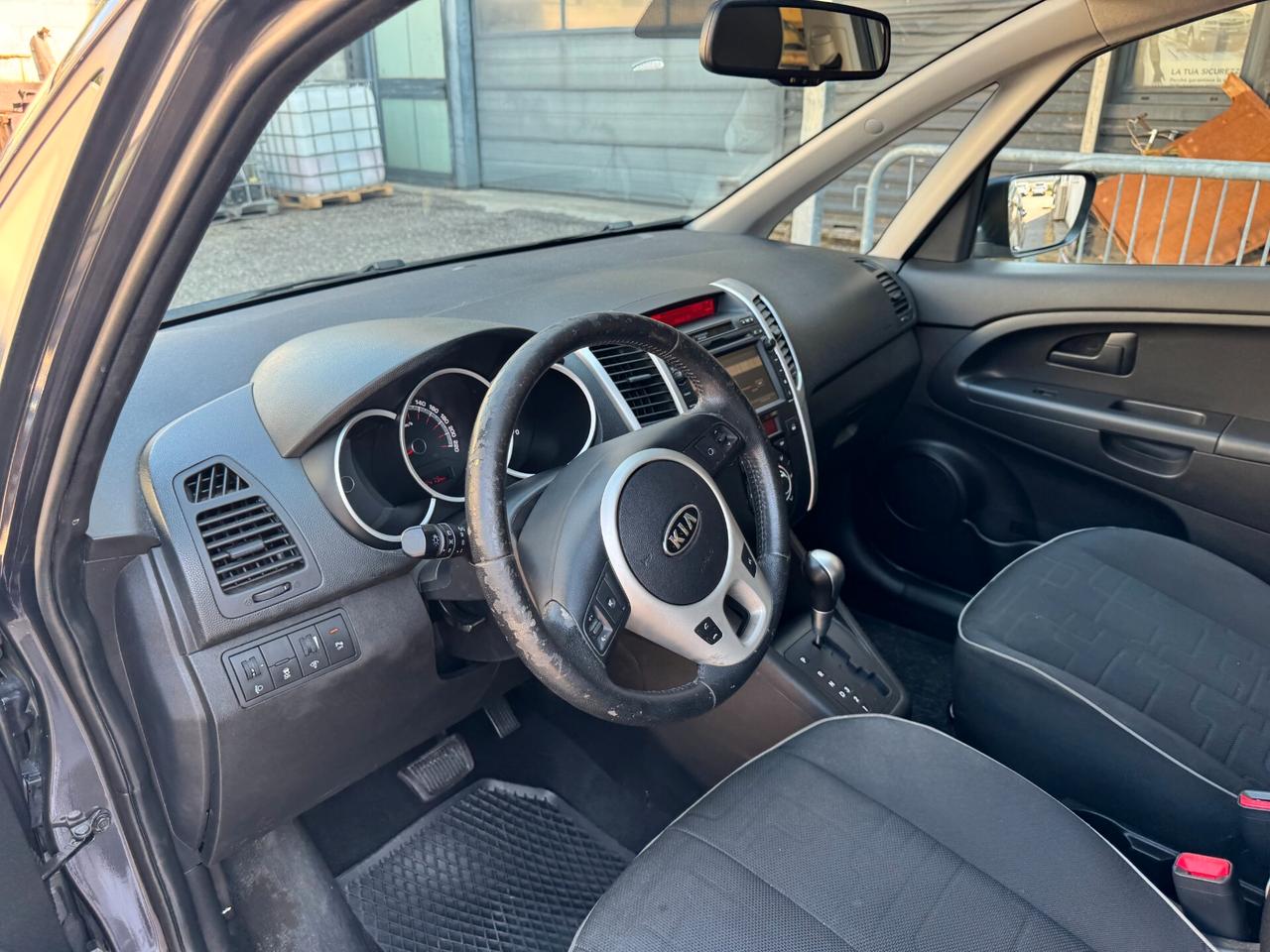 Kia Venga 1.6 CVVT Auto. Cool