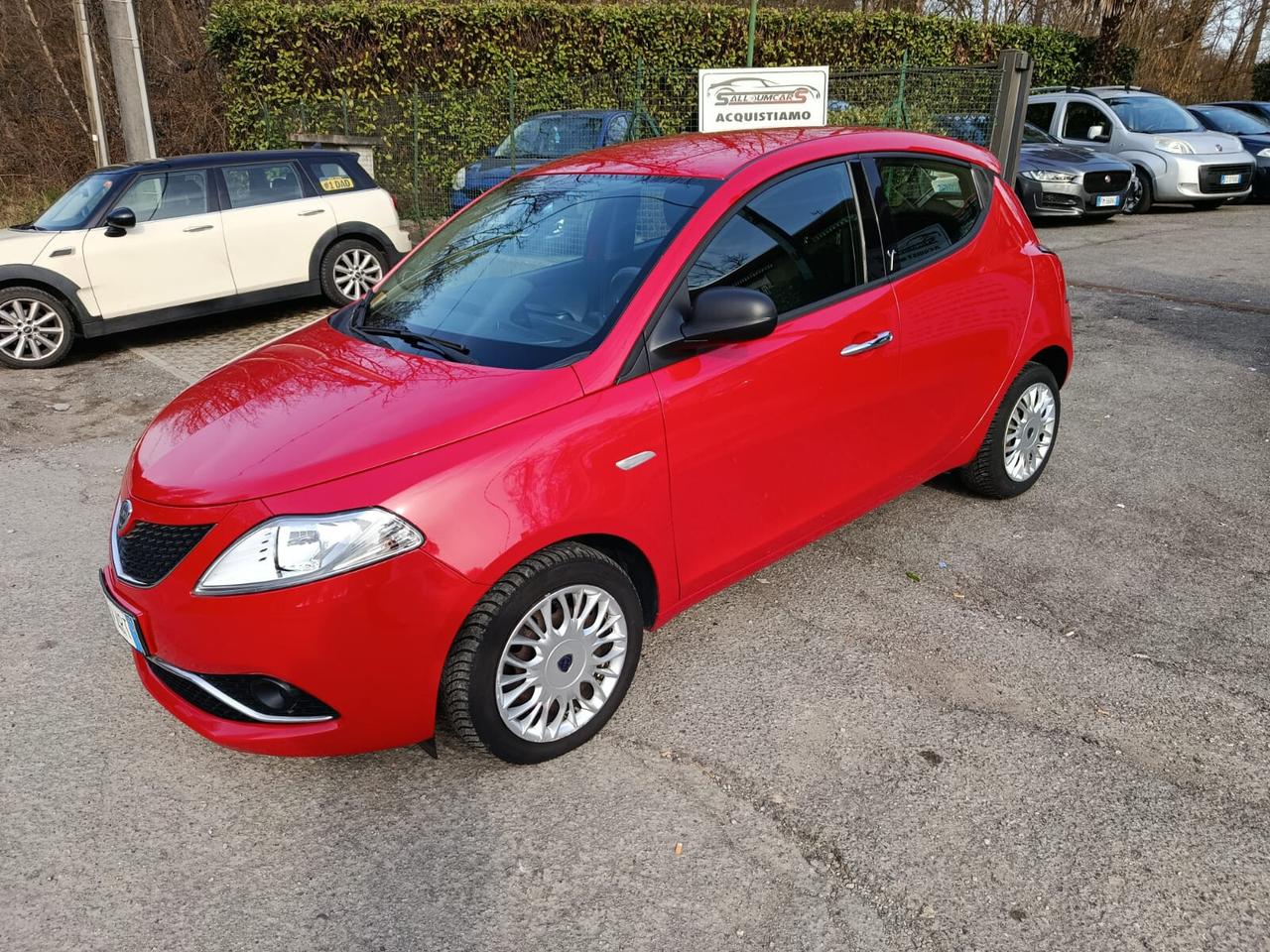 Lancia Ypsilon 1.2 69 CV 5 porte Platinum