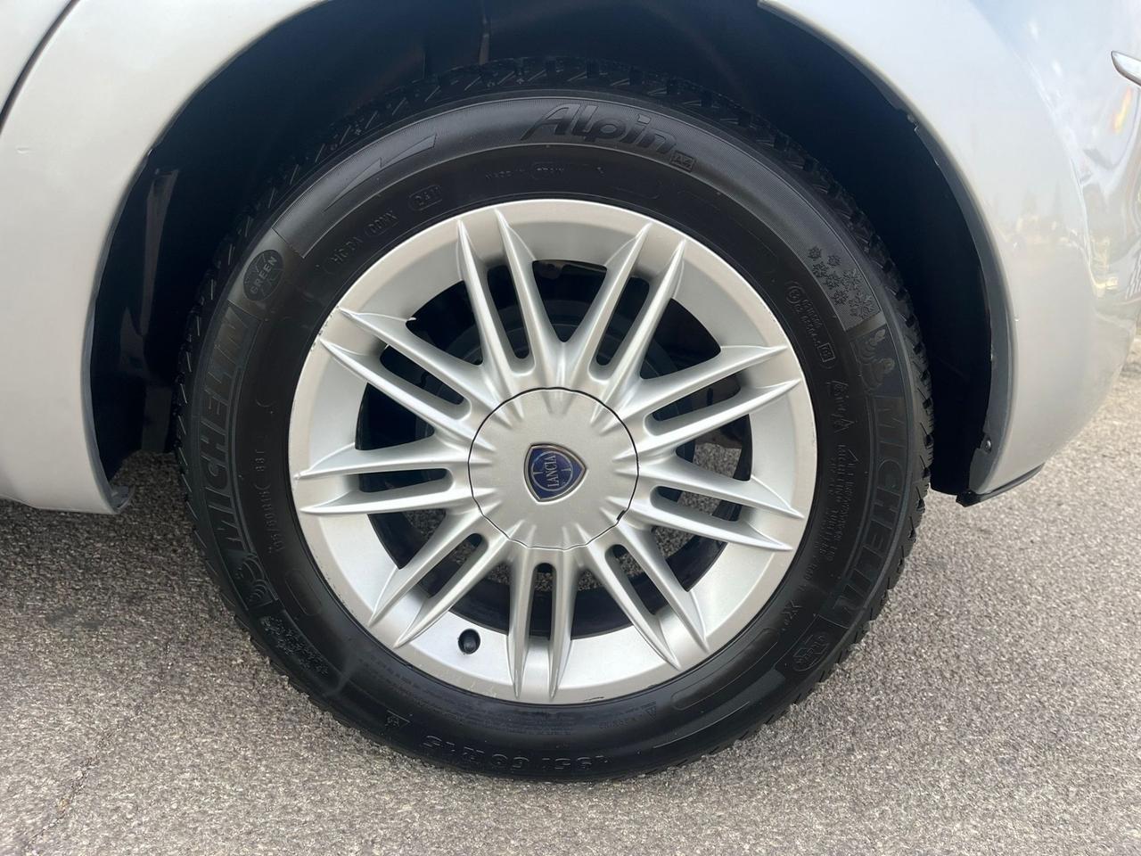 Lancia MUSA 1.4 Argento Ecochic GPL Unipro 2009