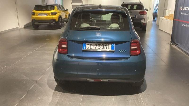 FIAT 500 La Prima Berlina