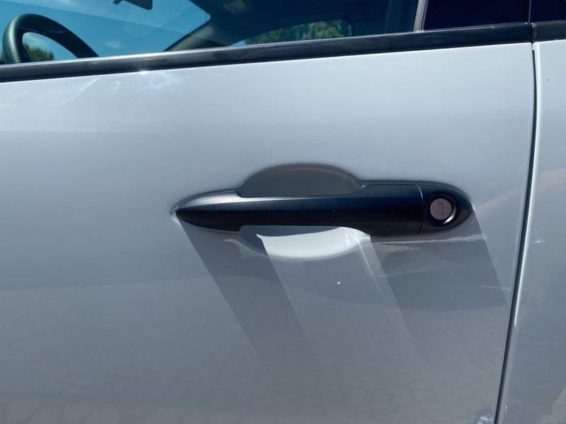 Lancia Ypsilon 1.0 HYBRID GOLD S&S 70CV