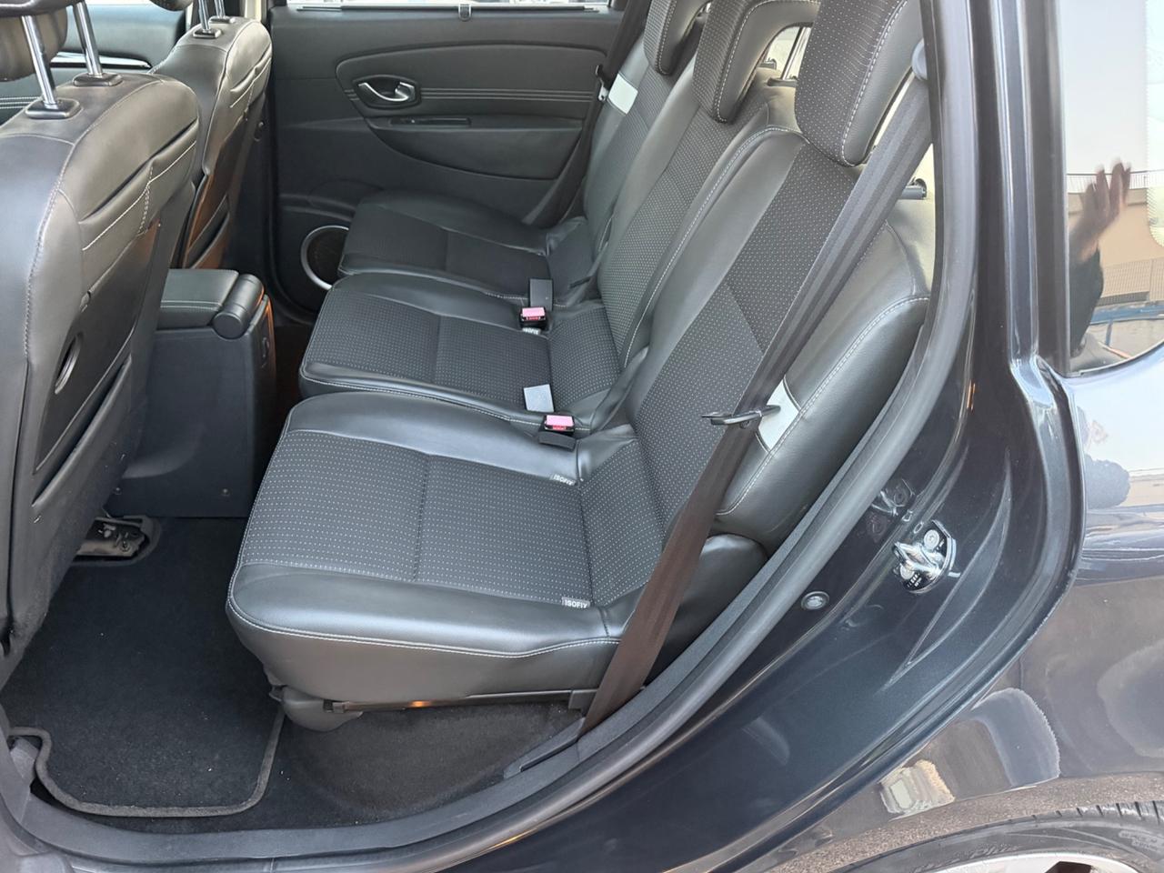 Renault Scenic 1.5 dCi 110 cv 2011 Navig retroc