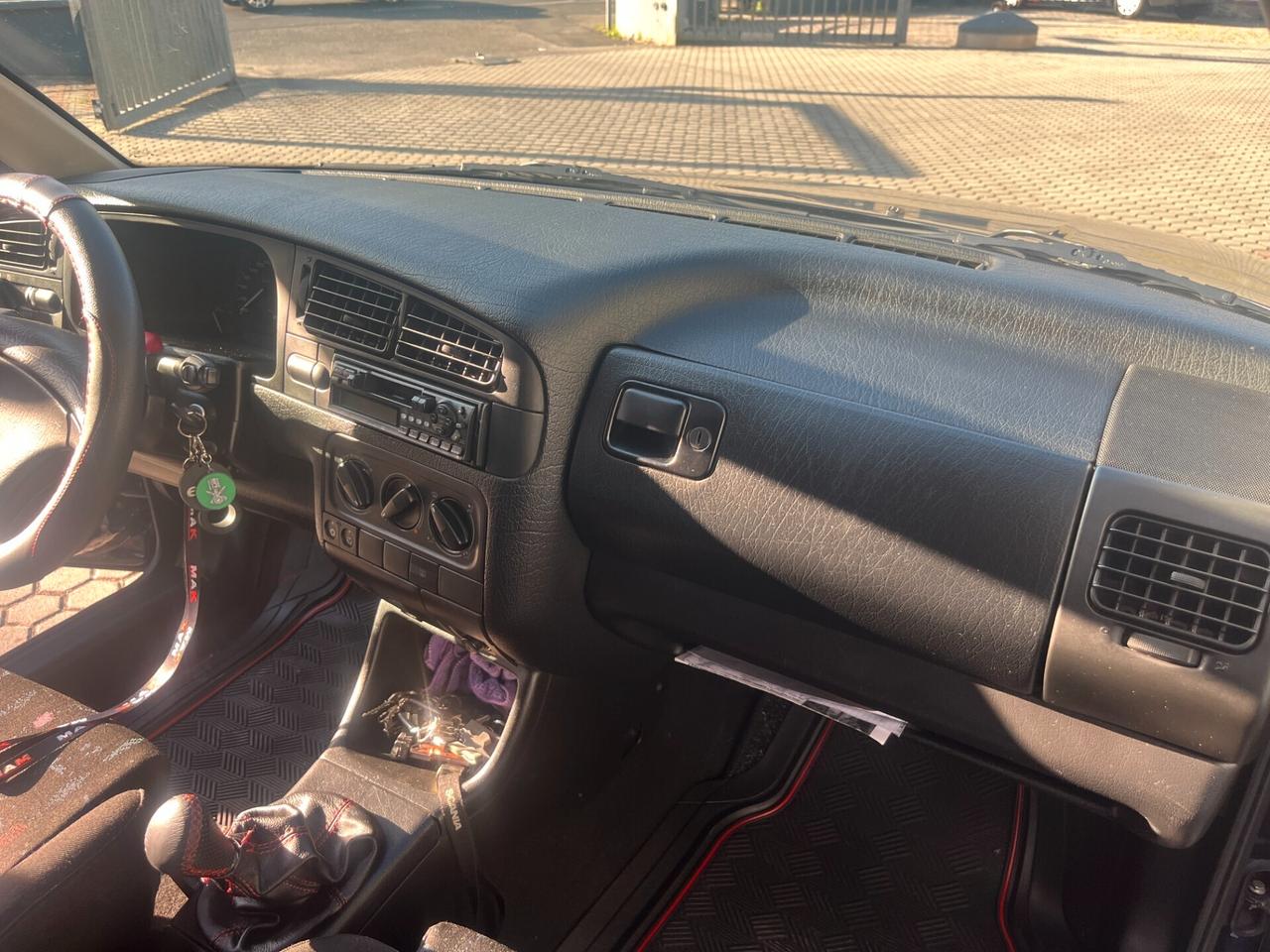 Volkswagen Golf GTI 2.0 16V cat 3 porte