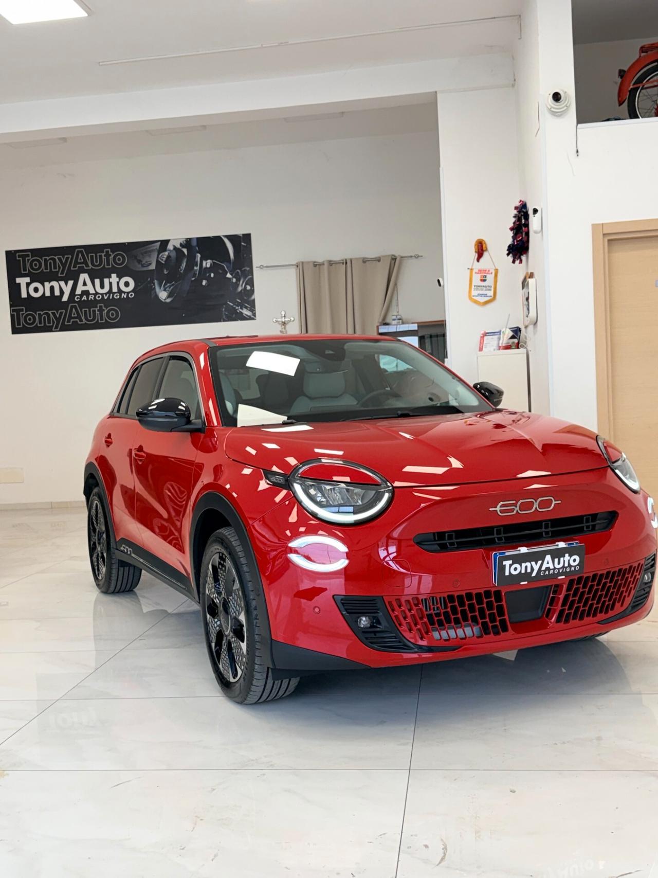 Fiat 600 1.2 hybrid La Prima auto NAVI,TELECAMERA 360,PELLE CHIAR,APPLE CARPLAY,VIRTUAL COCKPIT,ANDROID AUTO,