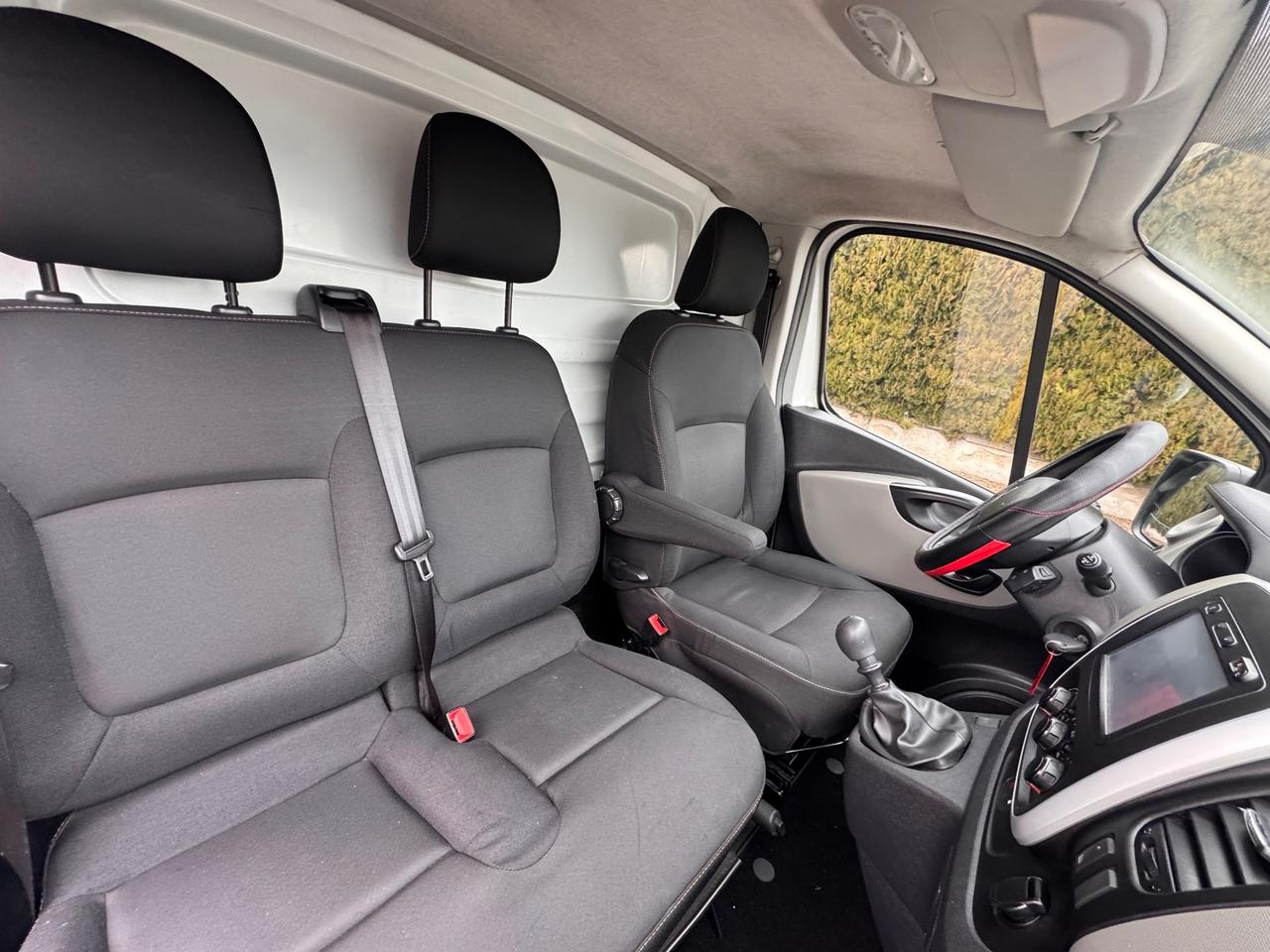 Renault Trafic T27 1.6 dCi 125CV S&S PC-TN Zen