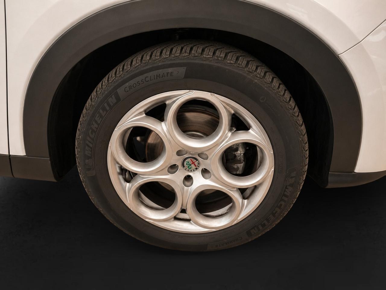 ALFA ROMEO Tonale - Tonale 1.6 Super 130cv tct6