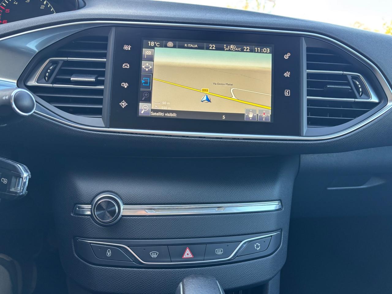 Peugeot 308 BlueHDi 120 S&S EAT6 SW Allure