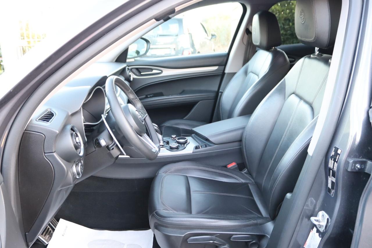 Alfa Romeo Stelvio 2.2 Turbodiesel 210 CV AT8 Q4 Executive