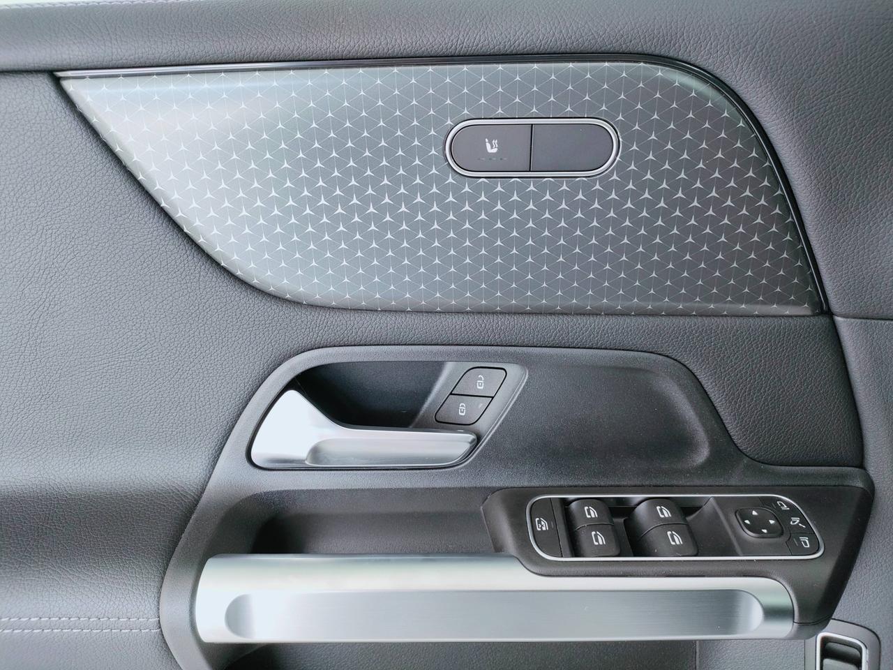 Mercedes-Benz GLB - X247 2023 - GLB 180 d Progressive Advanced auto