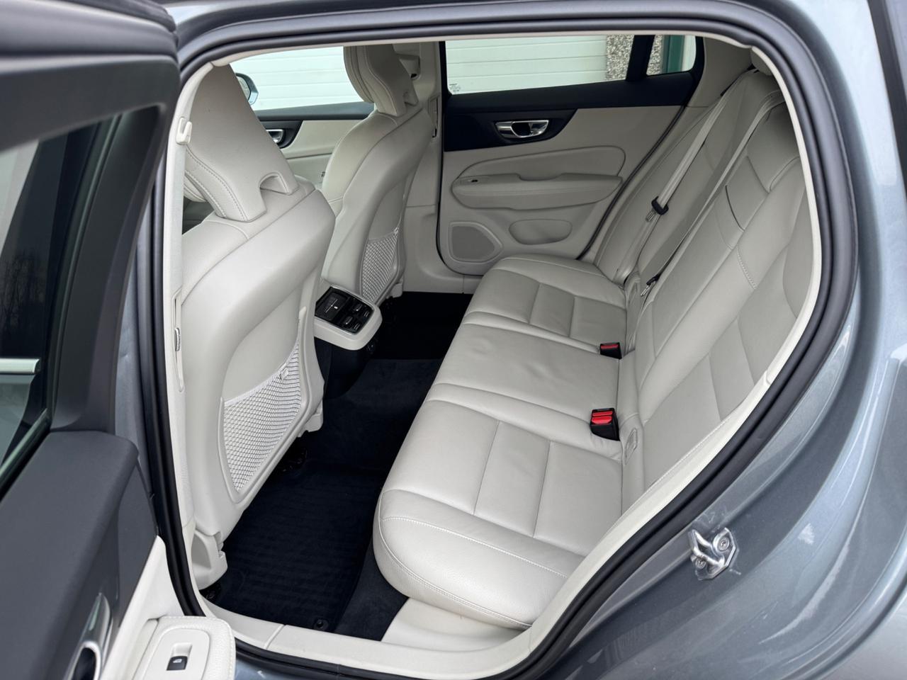 Volvo V60 D4 Geartronic Business Plus