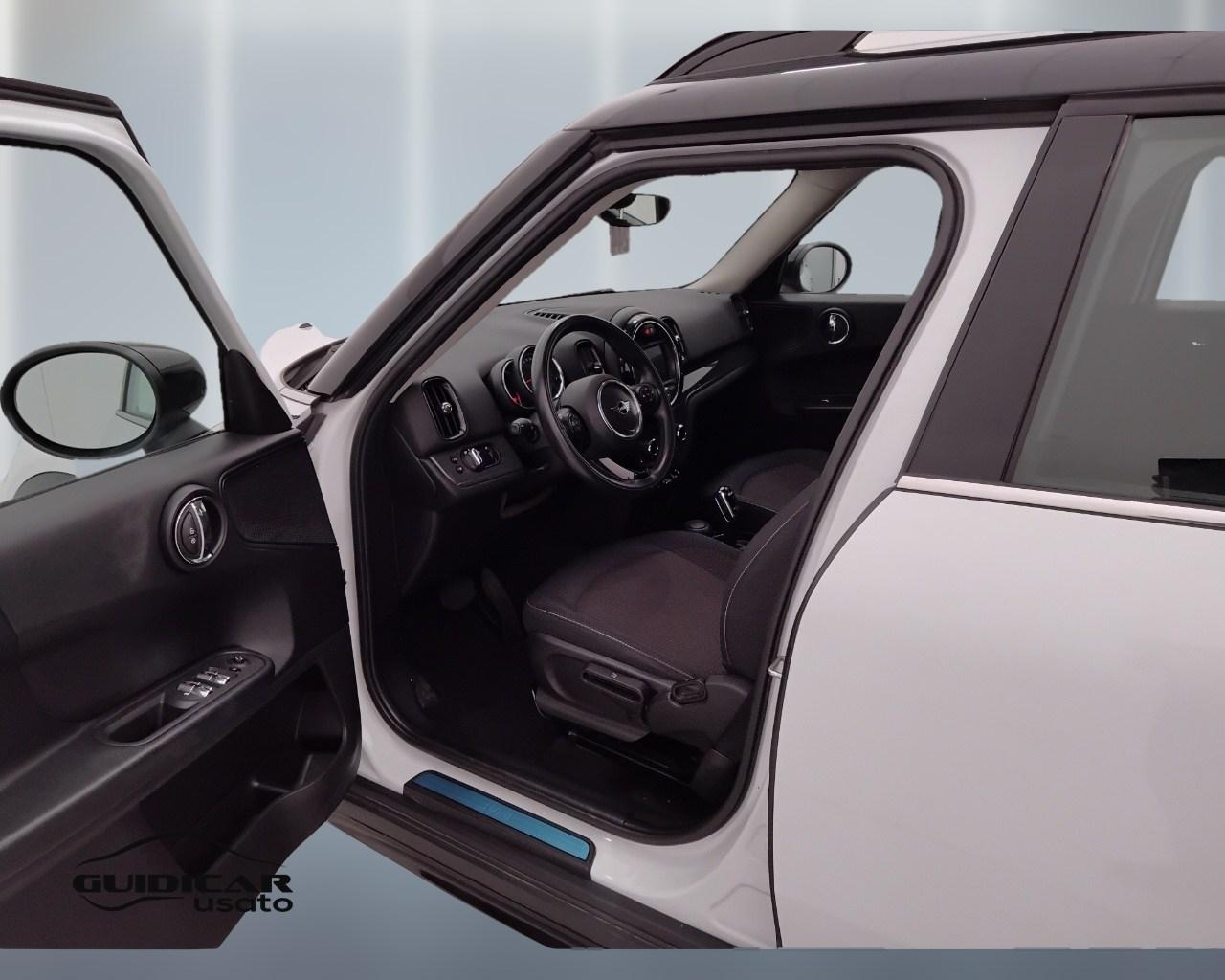 MINI Mini Countryman F60 2017 - Mini Countryman 2.0 Cooper D Bake