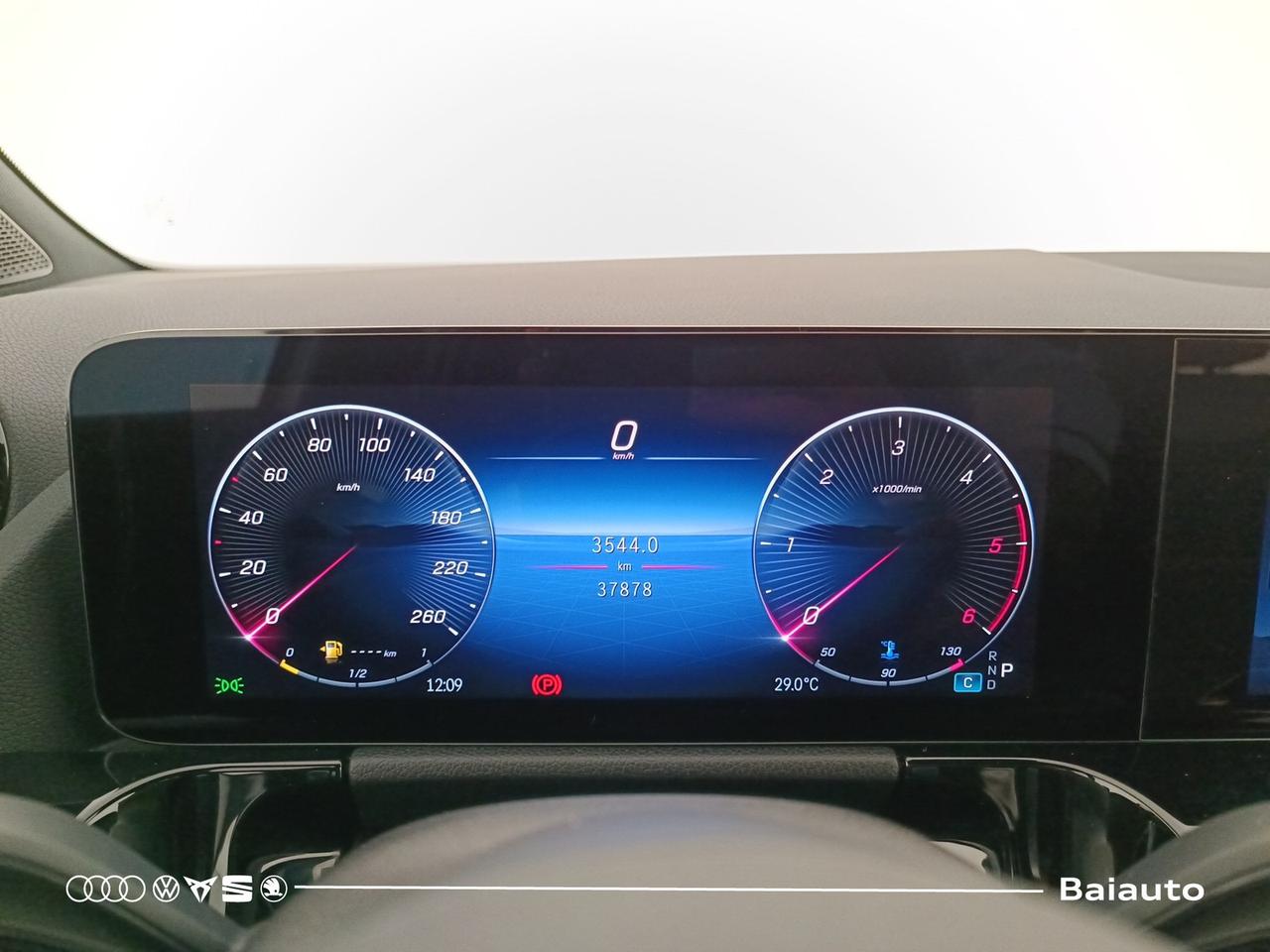 Mercedes GLA 200 d amg line advanced plus 8g-dct