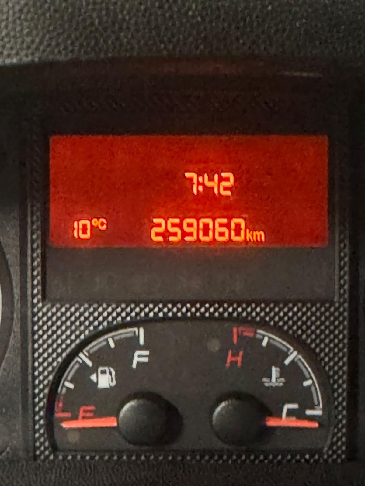 0501 FURGONE PEUGEOT BOXER 2019