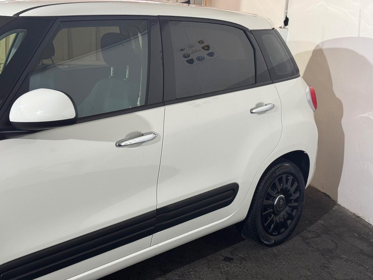 Fiat 500L Pro 1.6 MJT 120CV Mirror