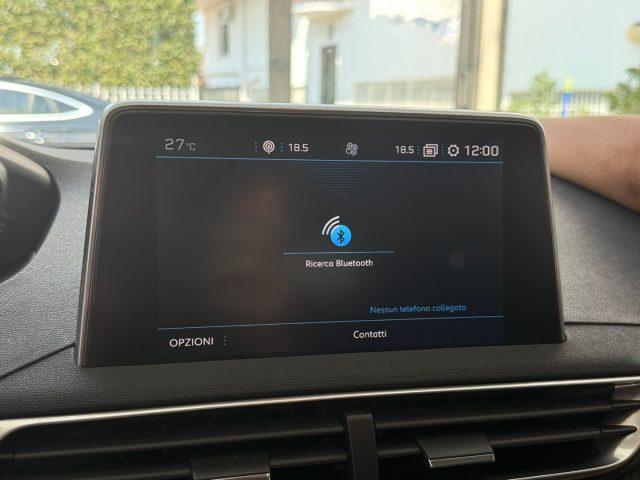 PEUGEOT 3008 BlueHDi 130 S&S Crossway tua da ?169,00
